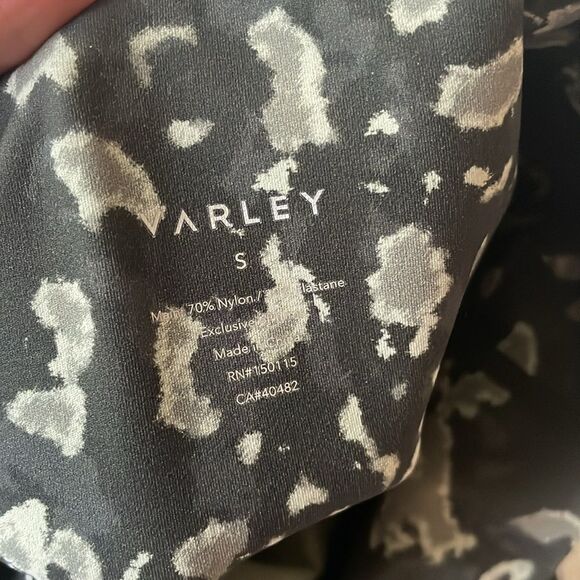 Varley Gray leopard print leggings Luna 25” - Picture 7 of 7